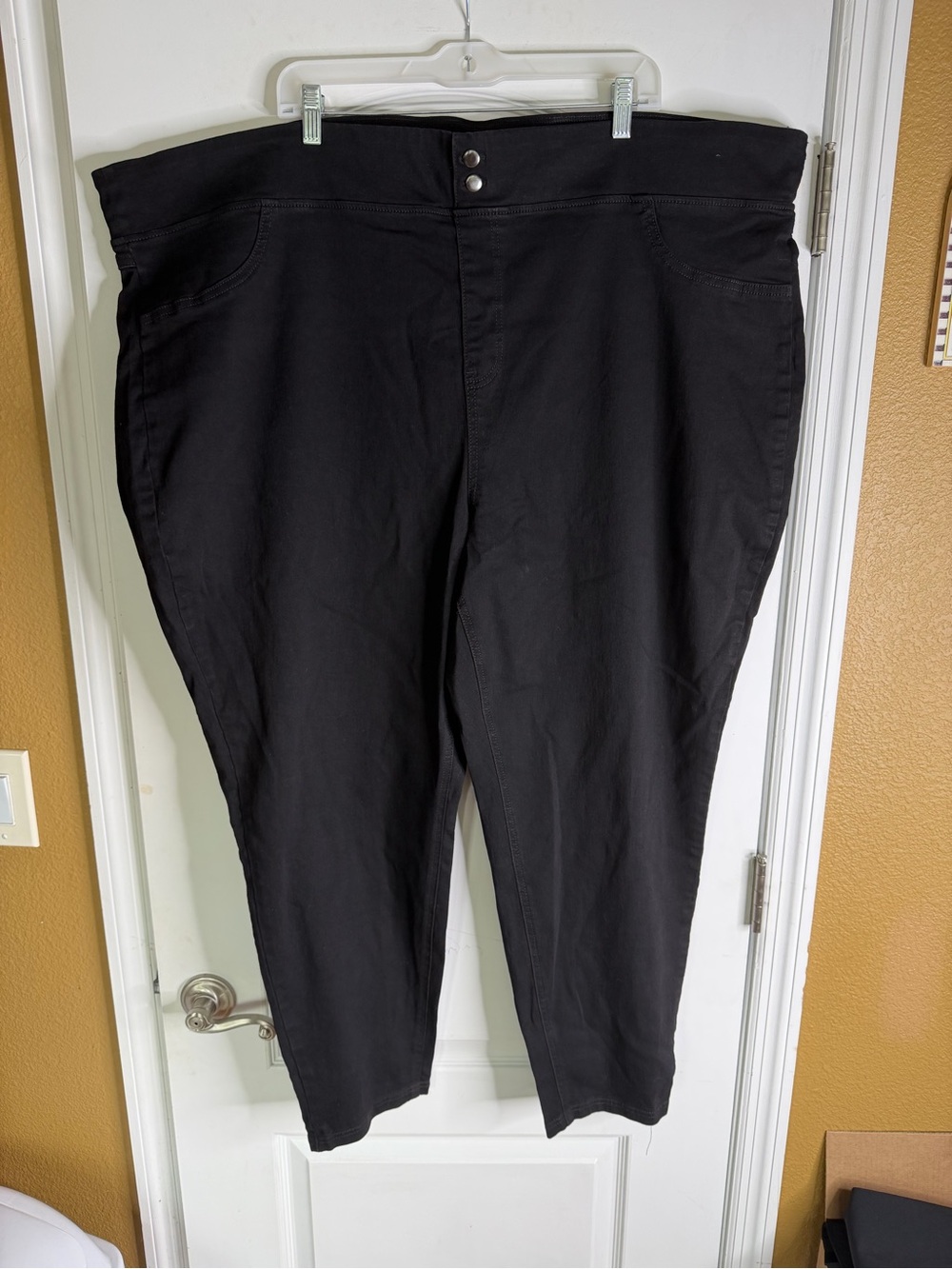 Terra & Sky Plus Size Black Skinny Mid-Rise Jegging Size 4X 28W-30W